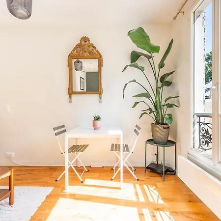 Apartment Eiffel Tower Family Paris